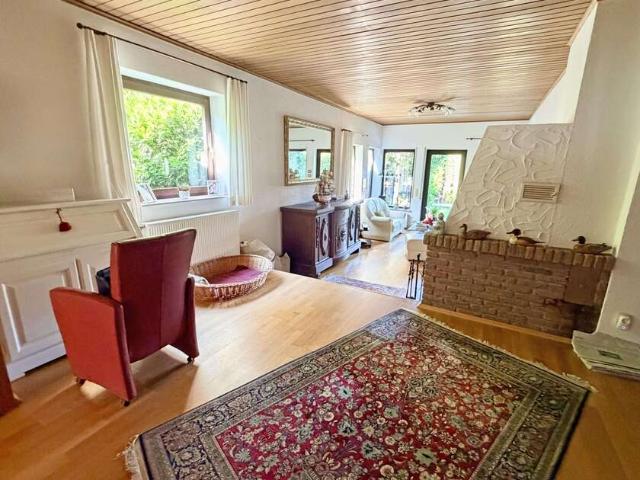 Haus zum Kaufen in Niedernhausen Oberjosbach 595.000,00 EUR 174.39 m²