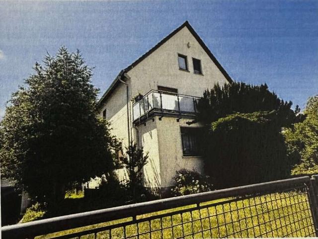 Haus zum Kaufen in Niedernhausen Oberjosbach 739.000,00 EUR 280 m²