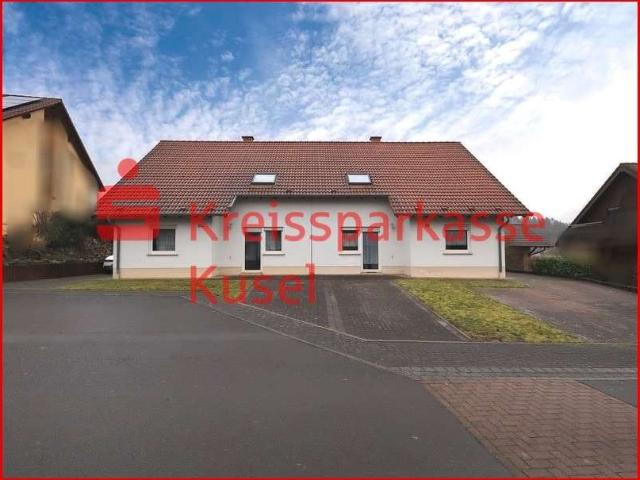 Haus zum Kaufen in Niederstaufenbach 369.000,00 EUR 245.04 m²