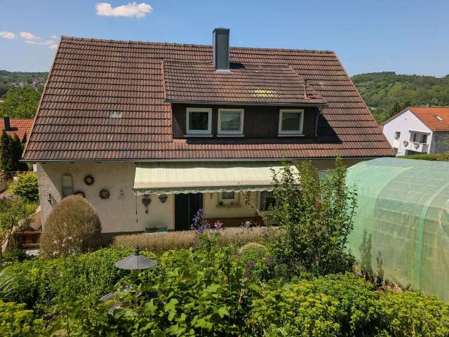 Haus zum Kaufen in Niederstetten 295.000,00 EUR 136 m²