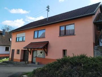 Haus zum Kaufen in Niederstetten 299.000,00 EUR 185 m²