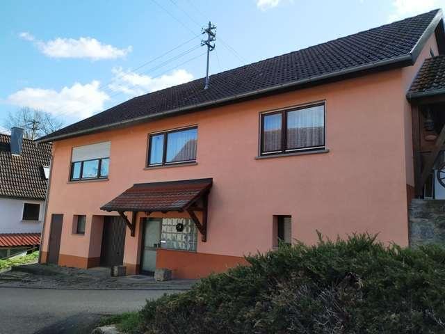 Haus zum Kaufen in Niederstetten 299.000,00 EUR 185 m²