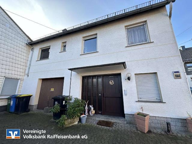 Haus zum Kaufen in Niedert 259.000,00 EUR 177.21 m²