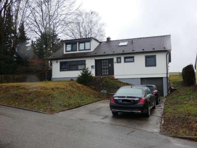 Haus zum Kaufen in Niefern 820.000,00 EUR 210 m²