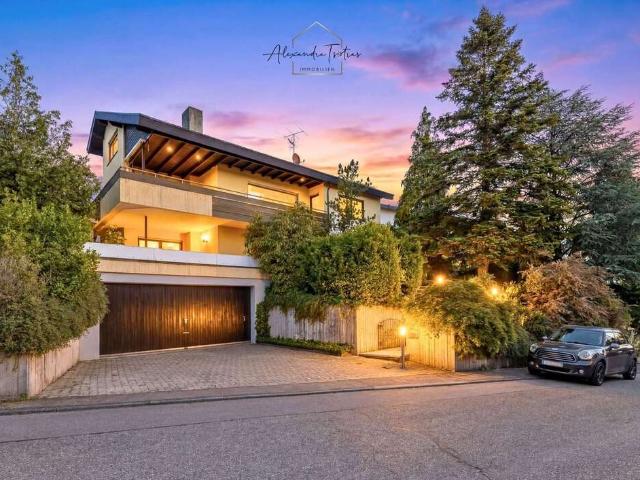 Haus zum Kaufen in Niefern Öschelbronn 669.000,00 EUR 270 m²