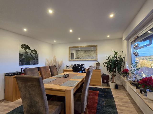Haus zum Kaufen in Niefern Öschelbronn 349.000,00 EUR 130 m²