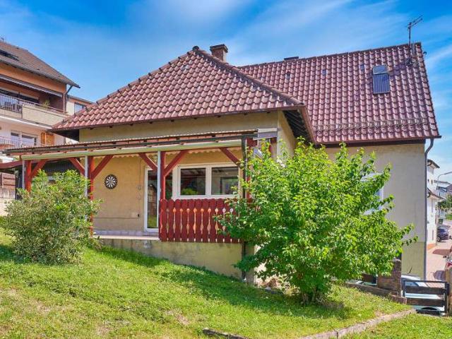 Haus zum Kaufen in Niefern Öschelbronn Öschelbronn 390.000,00 EUR 166 m²