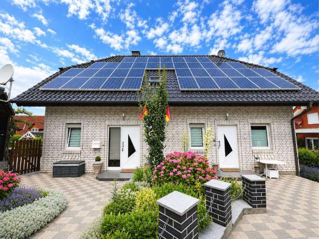 Haus zum Kaufen in Nieheim 295.000,00 EUR 199.15 m²