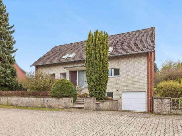 Haus zum Kaufen in Nienstädt 299.000,00 EUR 259.23 m²