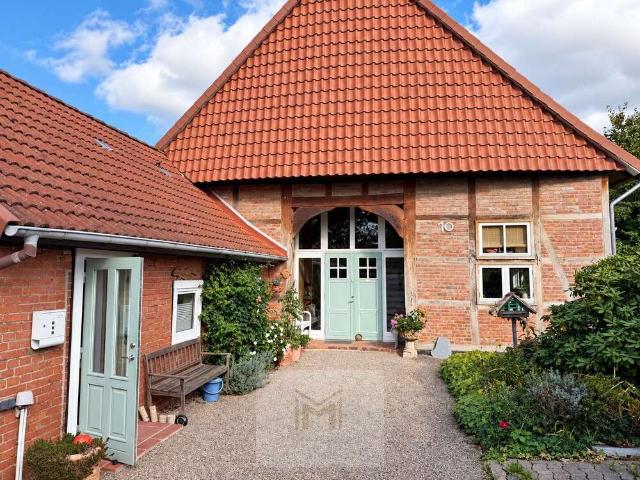 Haus zum Kaufen in Nienstädt 489.000,00 EUR 251 m²