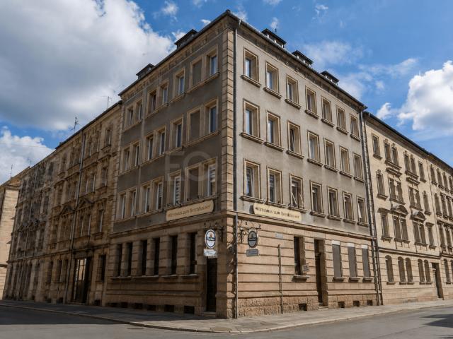 Haus zum Kaufen in Nürnberg 1.299.000,00 EUR 502 m²