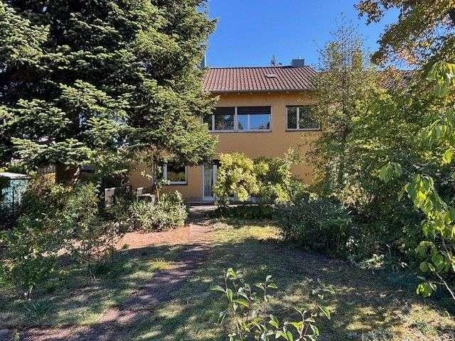Haus zum Kaufen in Nürnberg 342.000,00 EUR 159.38 m²