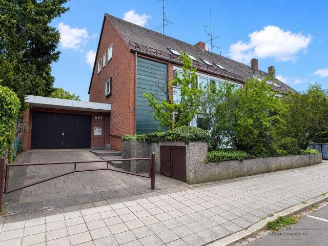 Haus zum Kaufen in Nürnberg 589.000,00 EUR 226.68 m²