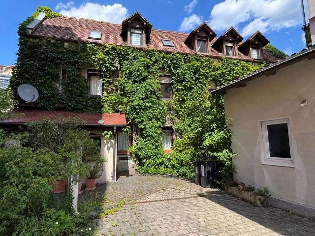 Haus zum Kaufen in Nürnberg 599.000,00 EUR 234.75 m²