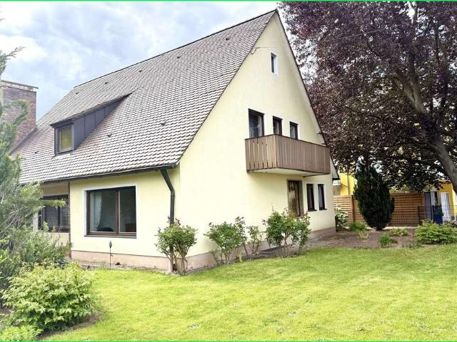 Haus zum Kaufen in Nürnberg 645.000,00 EUR 182 m²