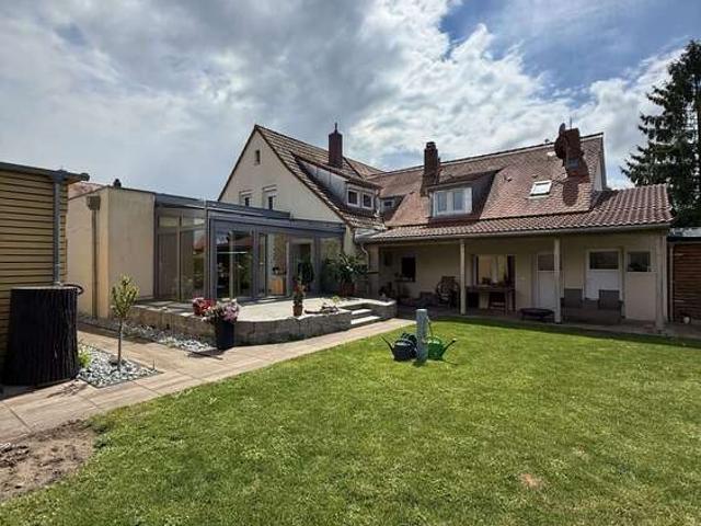 Haus zum Kaufen in Nürnberg 690.000,00 EUR 144 m²