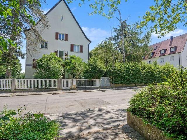 Haus zum Kaufen in Nürnberg 789.000,00 EUR 216.69 m²