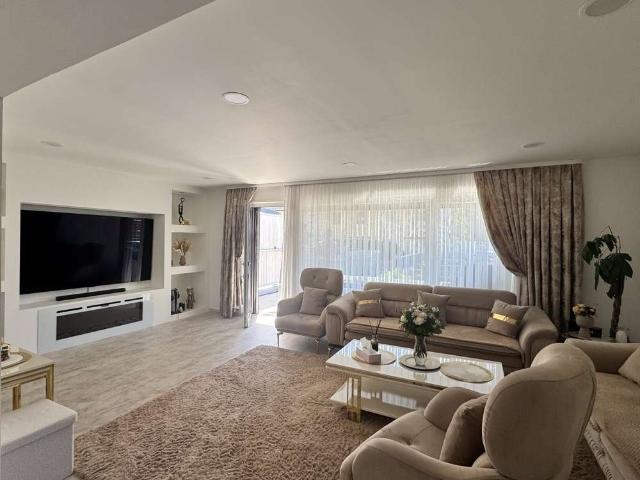 Haus zum Kaufen in Nürnberg 769.000,00 EUR 241 m²