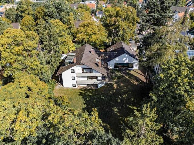Haus zum Kaufen in Nürnberg Reichelsdorfer Keller 1.999.000,00 EUR 443 m²