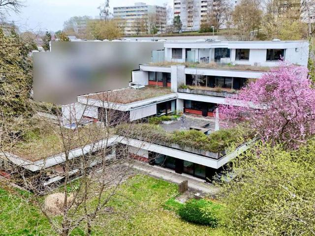 Haus zum Kaufen in Nürtingen 1.850.000,00 EUR 750.37 m²