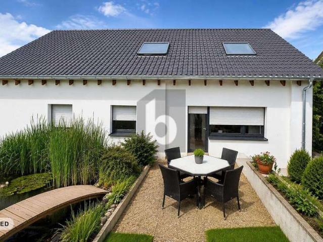 Haus zum Kaufen in Nürtingen 985.000,00 EUR 285 m²