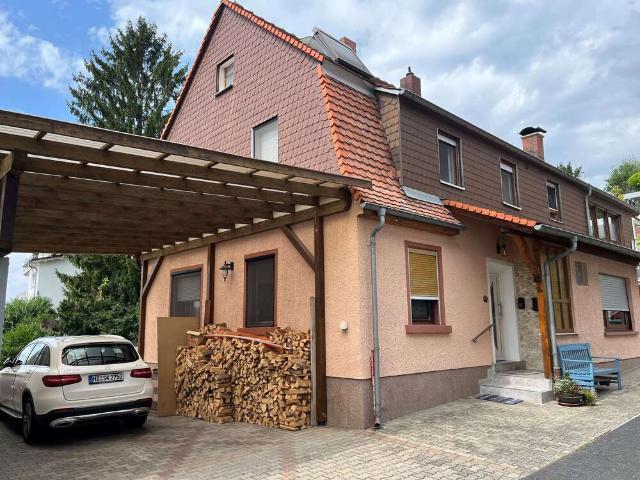 Haus zum Kaufen in Nußloch 625.000,00 EUR 246 m²