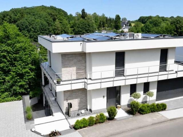 Haus zum Kaufen in Solingen 1.449.000,00 EUR 269.59 m²