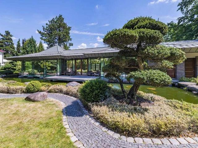 Haus zum Kaufen in Solingen 1.500.000,00 EUR 200 m²