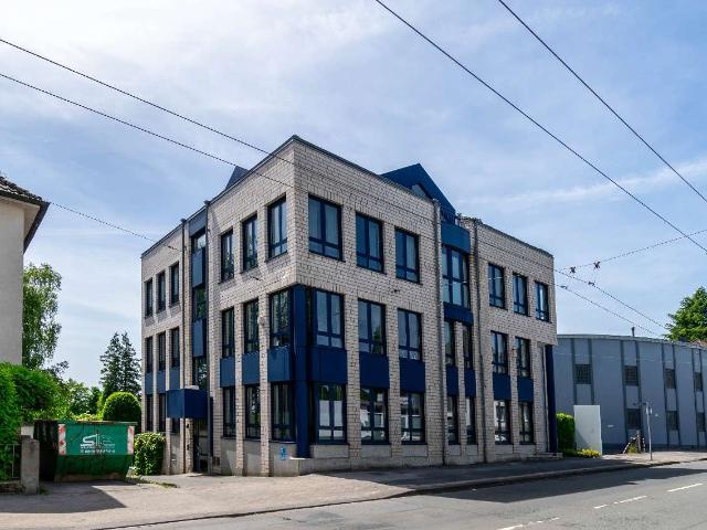 Haus zum Kaufen in Solingen 1.290.000,00 EUR 973.86 m²