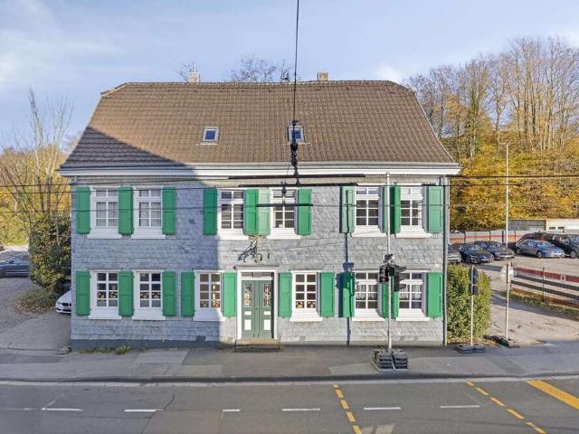 Haus zum Kaufen in Solingen 299.000,00 EUR 263 m²
