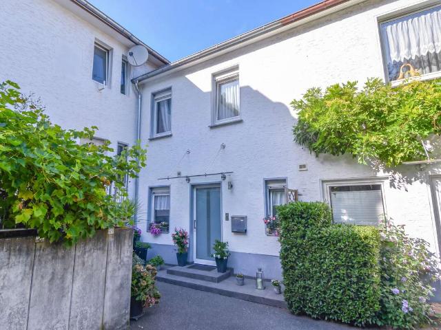 Haus zum Kaufen in Solingen 349.000,00 EUR 117.96 m²