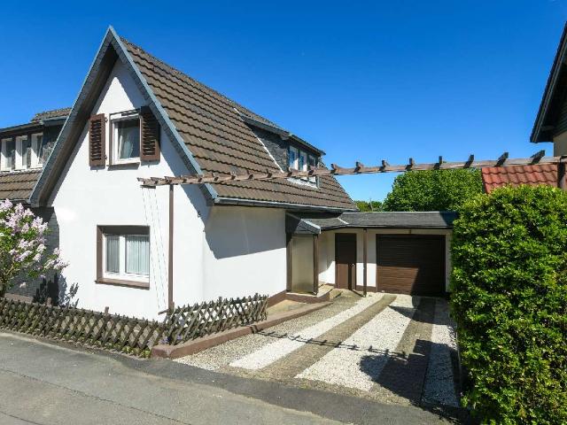 Haus zum Kaufen in Solingen 369.000,00 EUR 141.9 m²