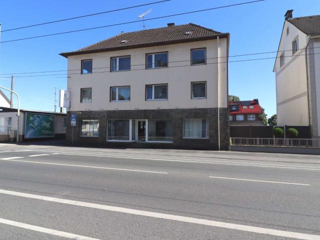 Haus zum Kaufen in Solingen 429.000,00 EUR 400 m²