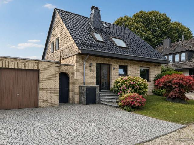 Haus zum Kaufen in Solingen 459.000,00 EUR 122 m²