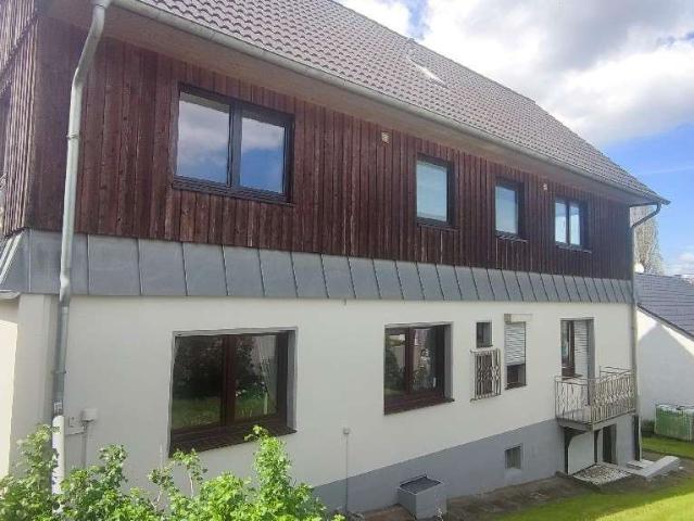 Haus zum Kaufen in Solingen 569.000,00 EUR 271.9 m²