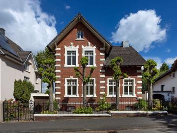Haus zum Kaufen in Solingen 589.000,00 EUR 235.24 m²