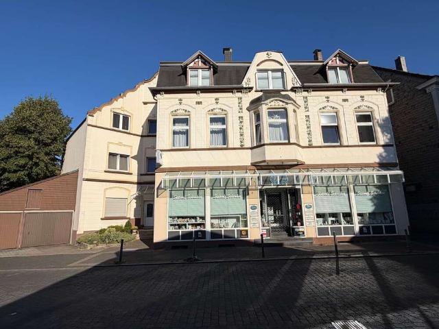 Haus zum Kaufen in Solingen 650.000,00 EUR 532 m²