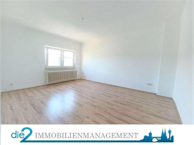 Haus zum Kaufen in Solingen 975.000,00 EUR 725 m²