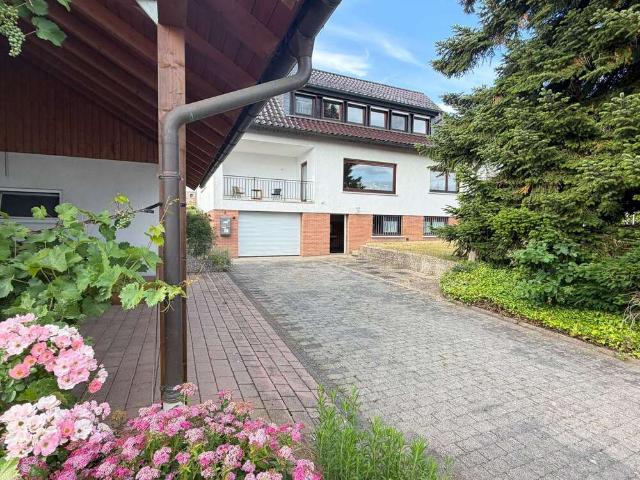 Haus zum Kaufen in Solms Oberbiel 425.000,00 EUR 200 m²