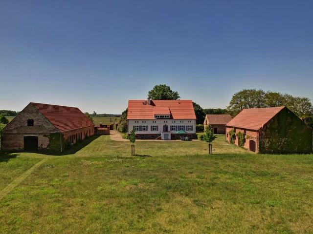 Haus zum Kaufen in Sonnenberg OT Rönnebeck 1.950.000,00 EUR 325 m²