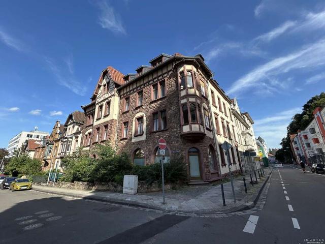 Haus zum Kaufen in Saarbrücken 1.590.000,00 EUR 696.15 m²