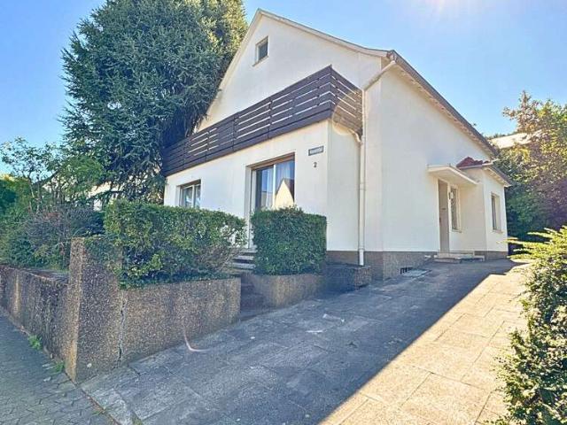 Haus zum Kaufen in Saarbrücken 449.000,00 EUR 175 m²