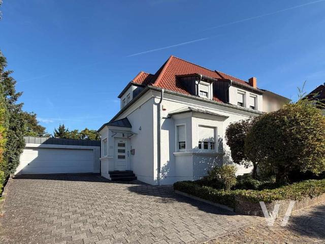 Haus zum Kaufen in Saarbrücken 875.000,00 EUR 155 m²