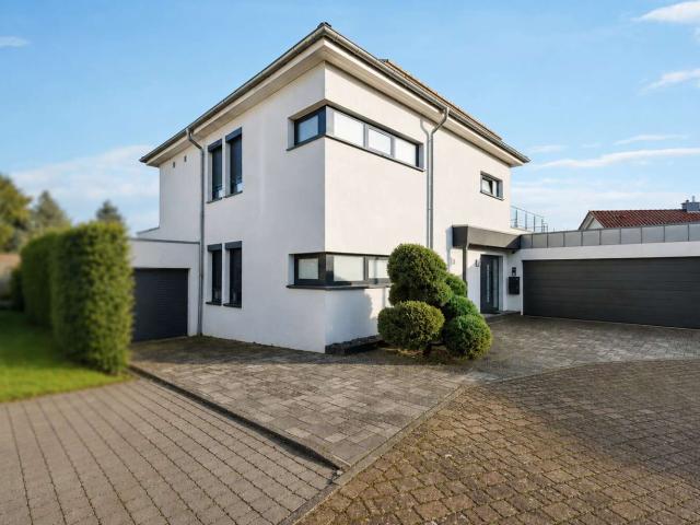 Haus zum Kaufen in Saarlouis Picard 779.000,00 EUR 250 m²