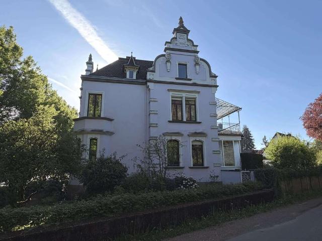 Haus zum Kaufen in Saarlouis 750.000,00 EUR 210 m²
