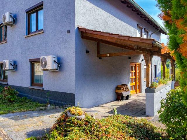 Haus zum Kaufen in Sachsenheim Häfnerhaslach 748.000,00 EUR 201.55 m²