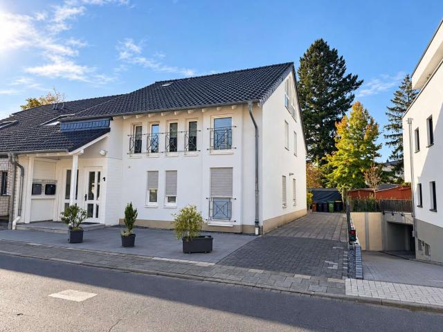 Haus zum Kaufen in Sankt Augustin 740.000,00 EUR 211 m²