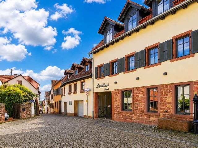 Haus zum Kaufen in Sankt Martin 2.200.000,00 EUR 404 m²