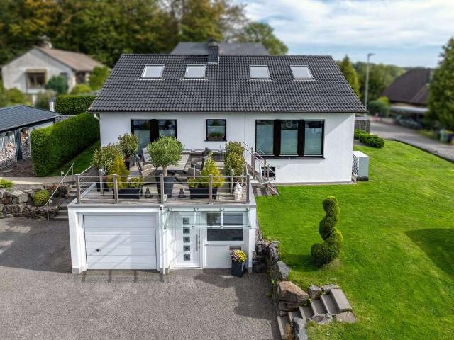 Haus zum Kaufen in Schalksmühle Linscheid 650.000,00 EUR 115.28 m²