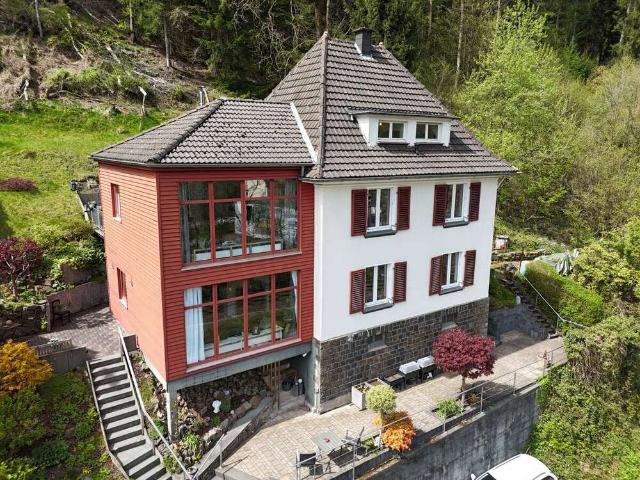 Haus zum Kaufen in Schalksmühle 299.000,00 EUR 197 m²